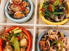 招牌辣卤海鲜拼盘-喝丢一只鞋海鲜烧烤·海肠捞饭(市场店)