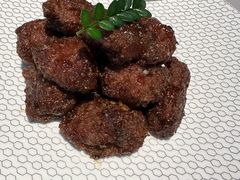 沪式牛肉粒-屋里厢上海菜馆