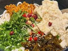 豆花米线-滇道云南特色料理(康定路店)