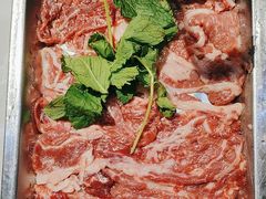 -王奋斗贵州酸汤牛肉火锅