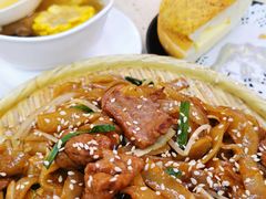 干炒牛河-明腾壹间茶餐厅(新都会花园广场店)