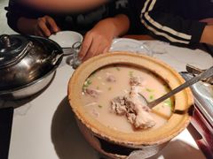 -小凤庭·地道湖北菜武昌鱼·藕汤(38年黄鹤楼店)