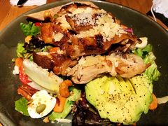鸡肉牛油果沙拉-The Diner X餐厅(青岛万象城店)