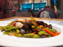 回锅牛肉-美庐时尚餐厅(菱角湖店)