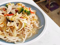 椒麻鸡配面-董小西的凉皮和椒麻鸡(三元桥店)
