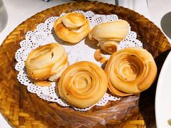 老济南油旋-闫府私房菜·百年鲁菜(恒隆店)