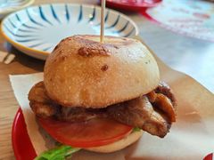 -必胜客(新中纬店)