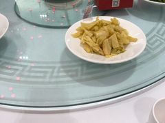 -泓历皇朝酒店(东亭店)