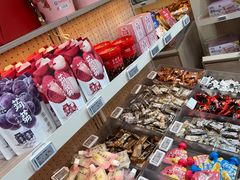 -来伊份(我格广场武宁路店)