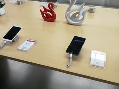 -华为授权体验店(中山公园来福士)