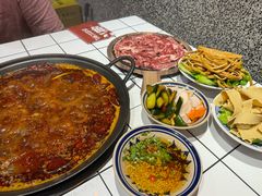 -旧街市鲜货老火锅(大光路店)