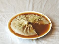 陈士荣蟹黄汤包-鸿运酒楼
