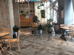 -香山湖家家宴(中山陵店)