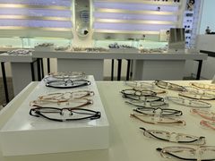 -浮光眼镜·蔡司视觉合作·数字验配中心(陆家嘴店)