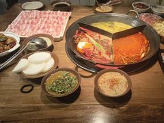-巴卤社老火锅(财富店)