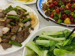 -乡土特色.冷锅鱼.牦牛肉汤锅