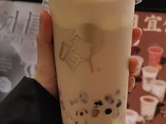 -喜茶(杭州滨江宝龙店)