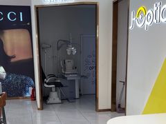 -J-Optical佳视明眼镜·蔡司视觉(青岛金茂览秀城店)