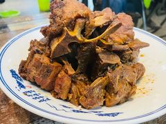 招牌酱骨-鑫正兴东北烧烤(滨湖店)