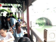 -吴越荣记苏州菜·松鼠桂鱼100%活鱼现做(斜塘老街店)