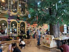 -钟书阁(松江泰晤士小镇店)