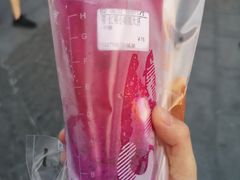 -CoCo都可(湖滨银泰店B区店)