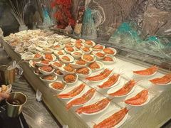 -雍容荟帝王蟹活龙虾展台自助(IFS黑金店)