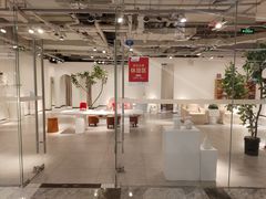 -银泰百货(厦门国贸中心店)