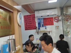 大堂-古徽州馄饨店(宝安路店)