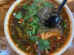 -余香七手工酸辣粉(荣勋花园店)