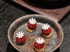 -鲜璟台·地标景观餐厅(上海中心店)