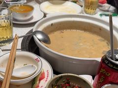 -三人行骨头王火锅(长寿店)