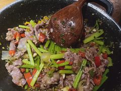 猫儿山的小黄牛-吃饭皇帝大(合生汇店)