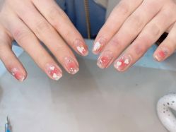 -董小姐日式美甲美睫·皮肤管理