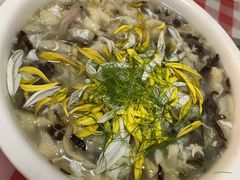 -龙桥私厨·姜花菊花过桥鱼·顺德菜(容桂店)