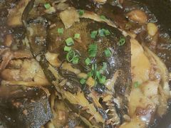 -海派美食·家宴海鲜青岛菜·石锅鲽鱼头(东方城店)