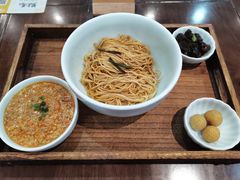 -蟹上黄·蟹黄面·江南糖水(人民广场店)