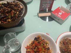 -湘西小馆(滨河路店)