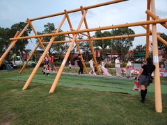 -季高兔窝窝亲子园(上海薰衣草公园店)