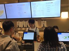 -奈雪的茶(市百一店)