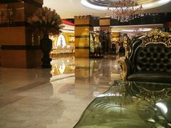 -碧涛阁·泡泡海洋·汤泉洗浴(王府花园店)