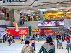 -正佳冰河湾真冰滑冰场