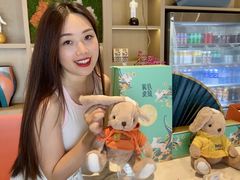 -广州花都融创文旅城希尔顿惠庭酒店