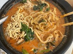 -小街曹师傅砂锅麻辣烫(亚泰大街店)