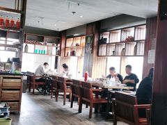 大堂-牛德亨臻牛潮汕火锅(万邦时代店)