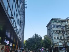 -官亭路小吃一条巷