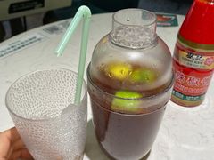 爆打炭烧柠檬茶-小榮大勝茶餐厅(玖洲道第2分店)