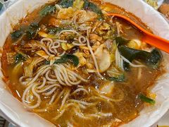 -二钢串叔麻辣烫(华龙大厦店)