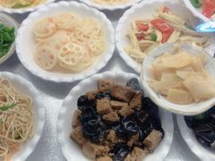 -金杨拉面王小吃面馆·牛三宝面·红烧牛肉粉