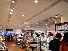 -三福时尚(三峡广场华夏银座店)